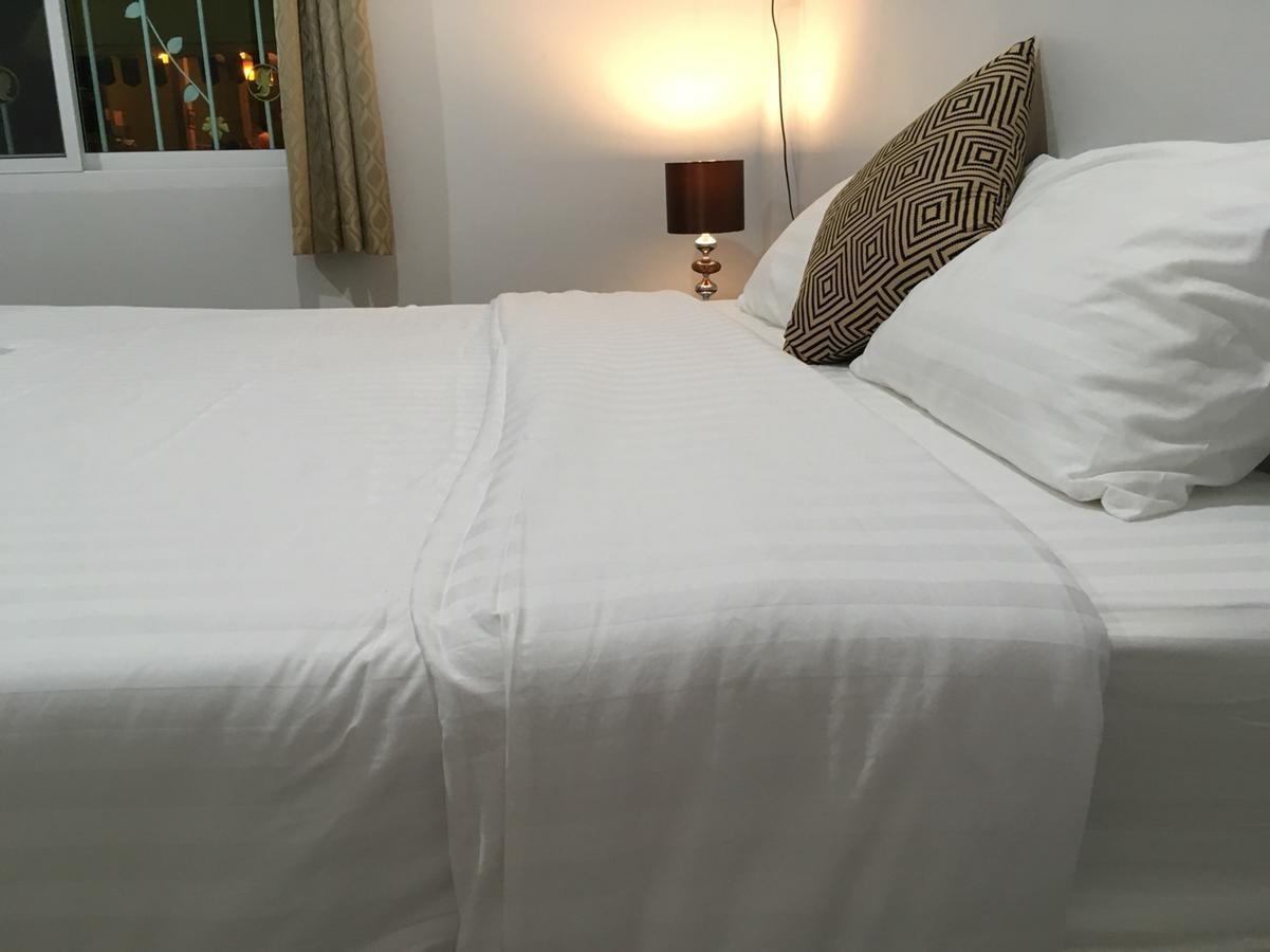 Hotel Y&N House Prachuap Khiri Khan Esterno foto